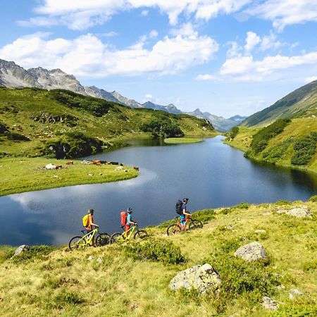 Haus Valtellina Villa Galgenul Bagian luar foto